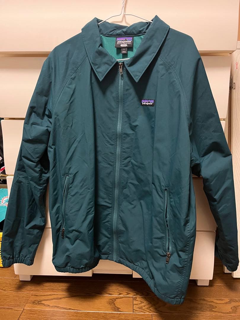 patagonia ナイロンジャケット L ダークグリーン
