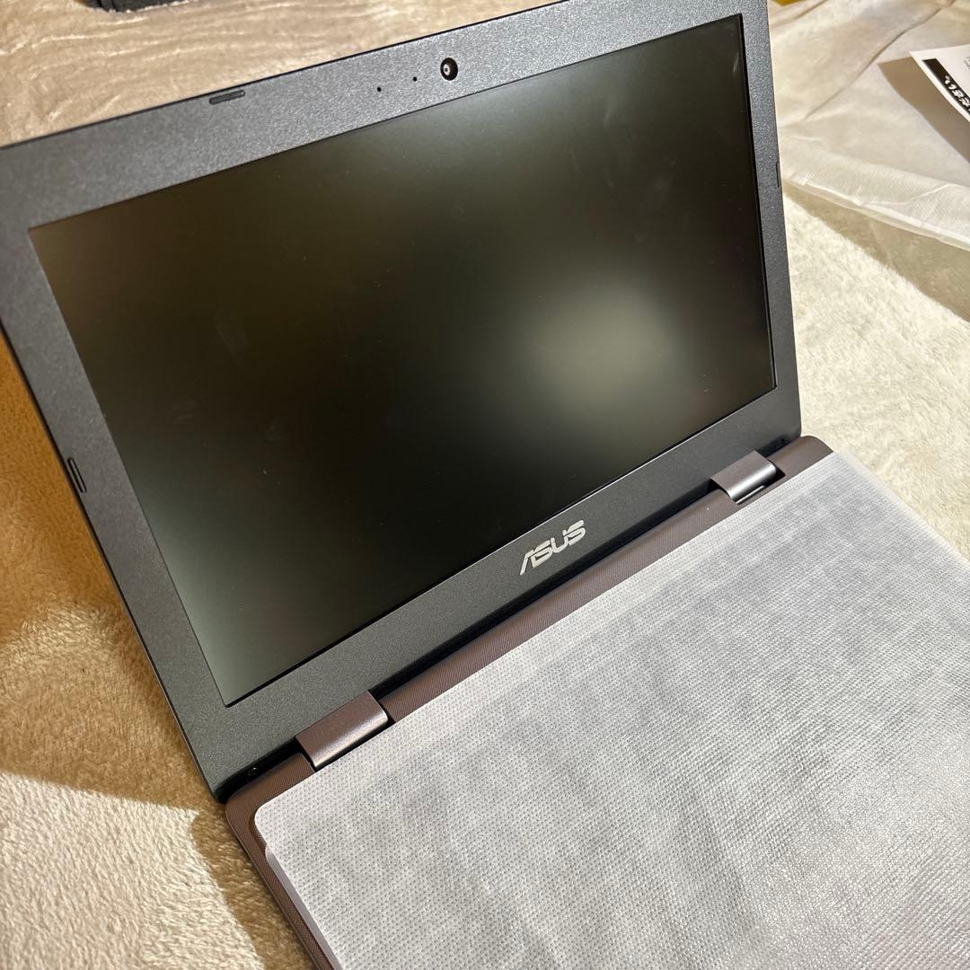 【新品】 ASUS Chromebook C223N