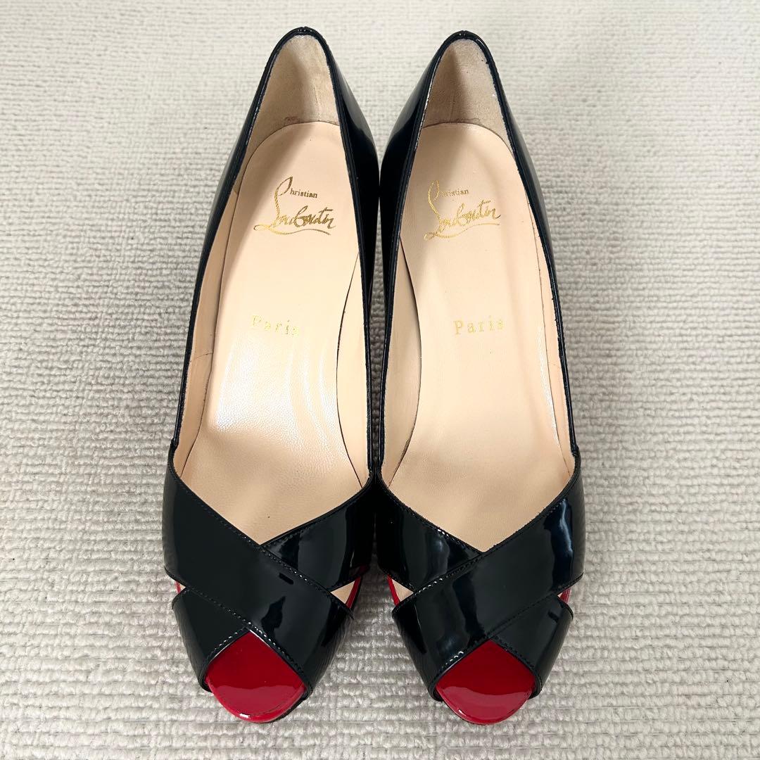クリスチャン ルブタン パンプス オープントゥ エナメル 黒 24cm 37