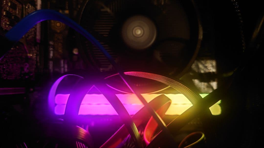 v-color RGB 32GB DDR4 3600 メモリー