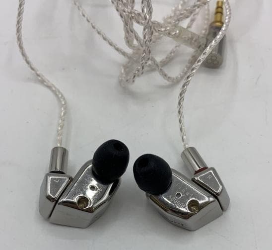 Final a8000　イヤホン