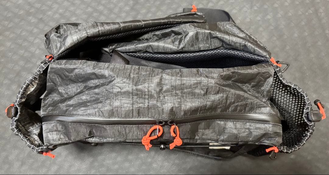 バッグ Takao Mountain Book hip bag DCF BLACK