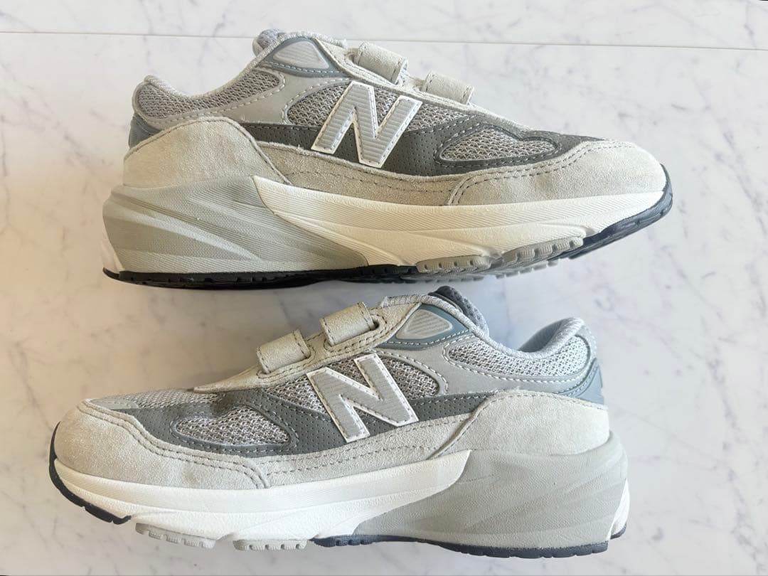 美品 new balance 990 v6 19cm kids m990gl6