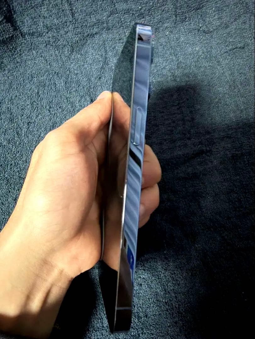 Apple iPhone 13 Pro シルバー