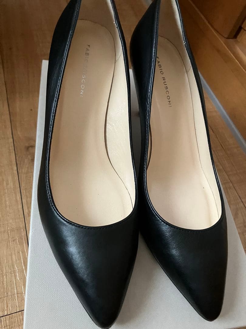 ファビオルスコーニ　パンプス