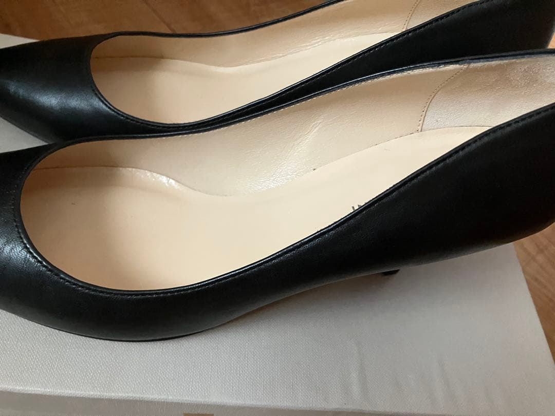 ファビオルスコーニ　パンプス