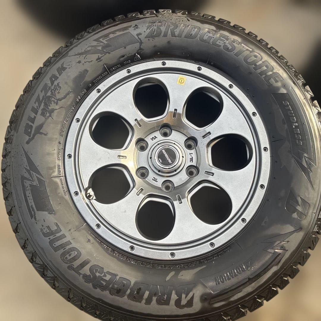 ランドクルーザー プラド ブリヂストン スタッドレス 17インチ ホイール