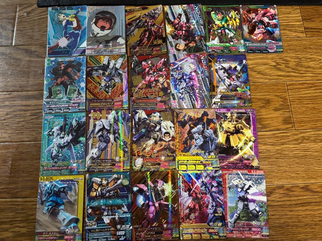 ワ*ト様 ガンダムトライエイジ　まとめ売り！