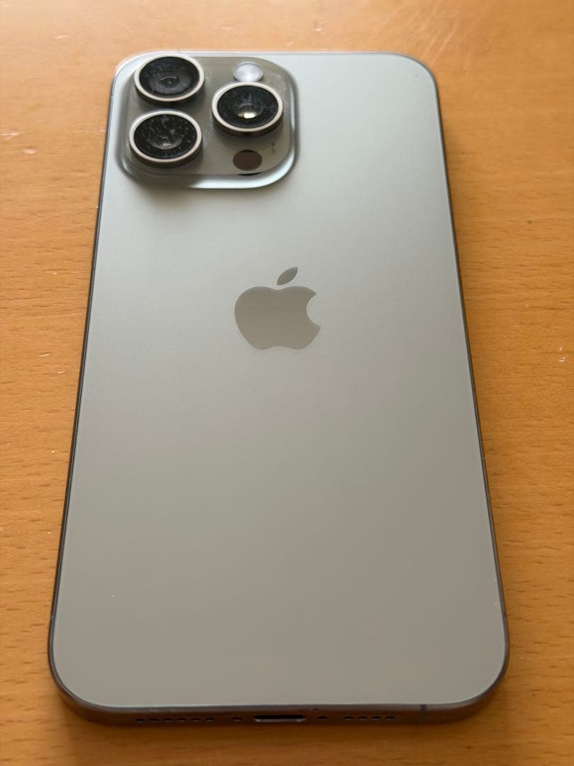 たなぶちんiPhone 15 PRO MAX箱無し