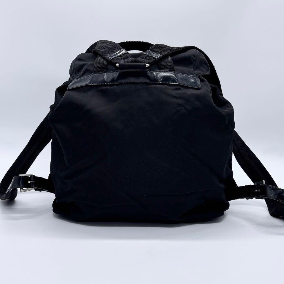 美品 PRADA リュック バックパック 三角ロゴ レディース