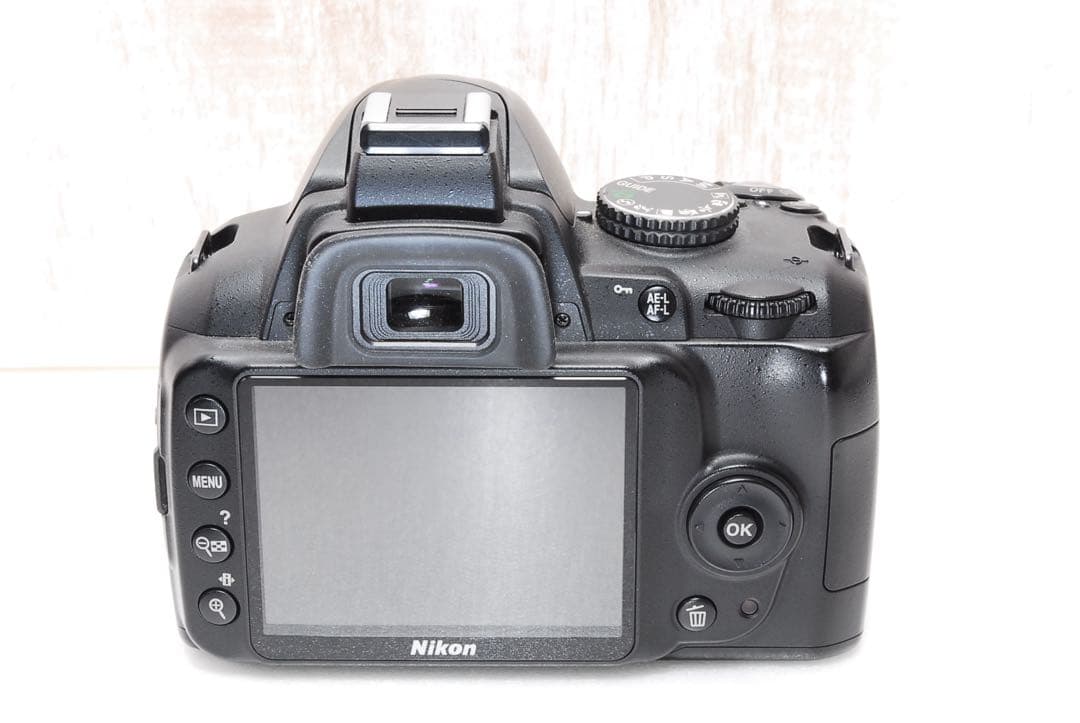 ❤️美品❤️ショット数少❤️スマホ転送セット❤️初心者向き❤️ Nikon D3000
