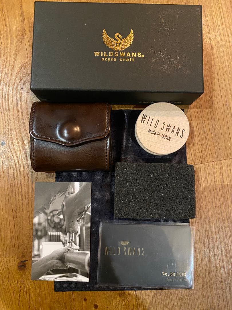 WILD SWANS コードバン ケース