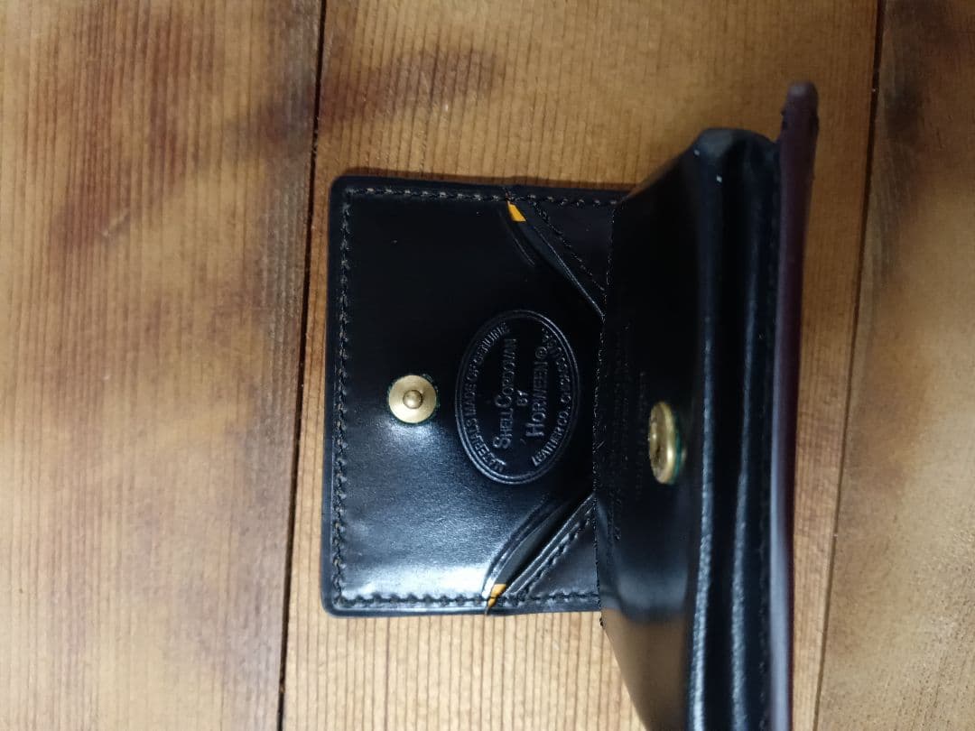 GANZO シェルコードバン ケース