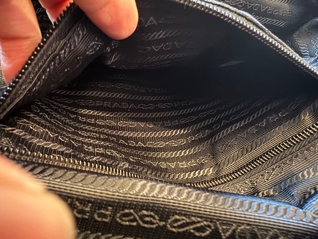 プラダ　PRADA メッセンジャーバッグ