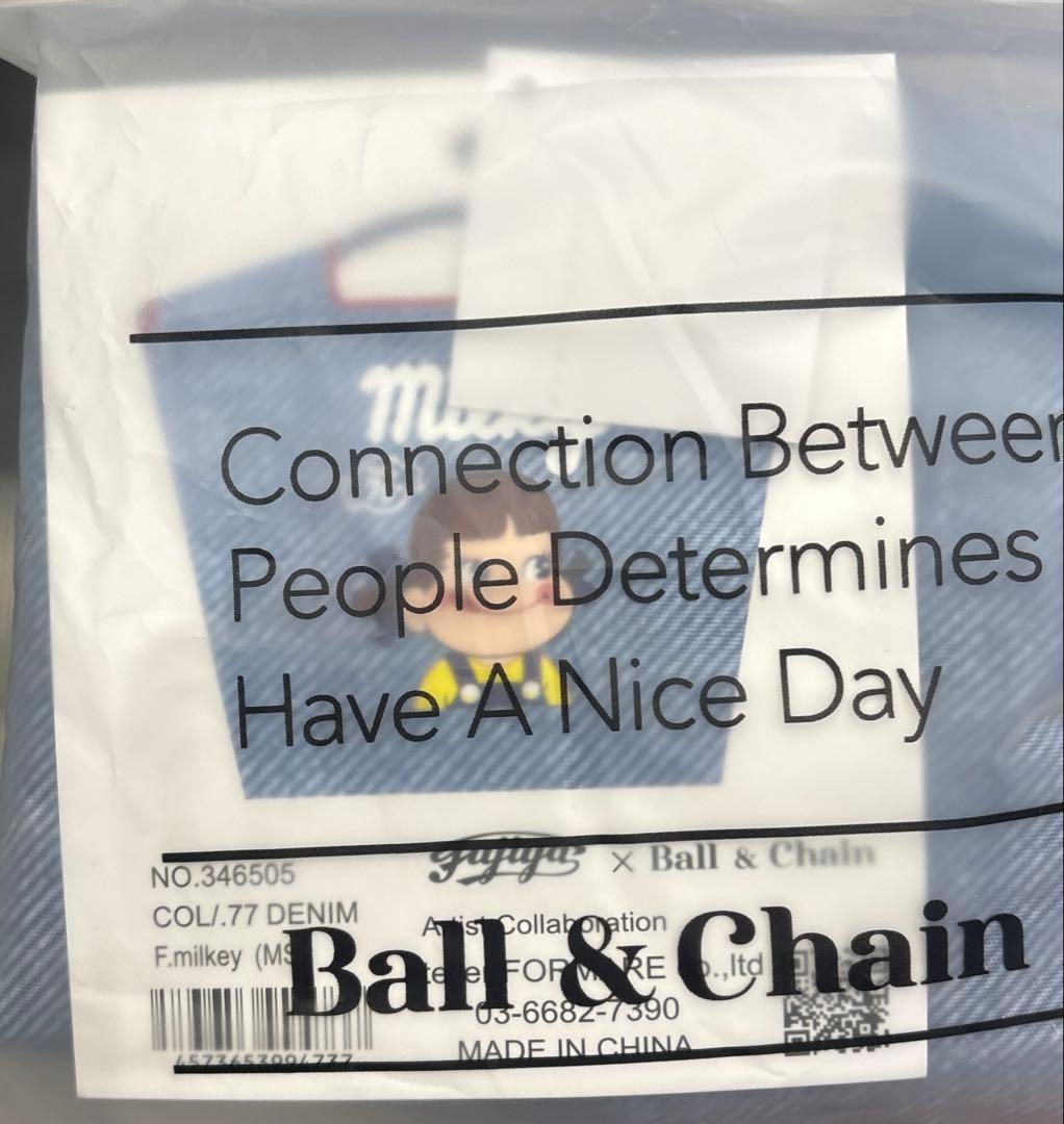 新品未開封 ボールアンドチェーン 不二家 ペコちゃん デニム ミルキー
