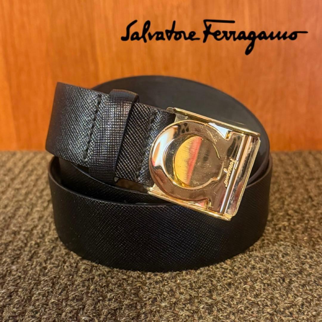 Salvatore Ferragamo フェラガモ ベルト ロゴバックル