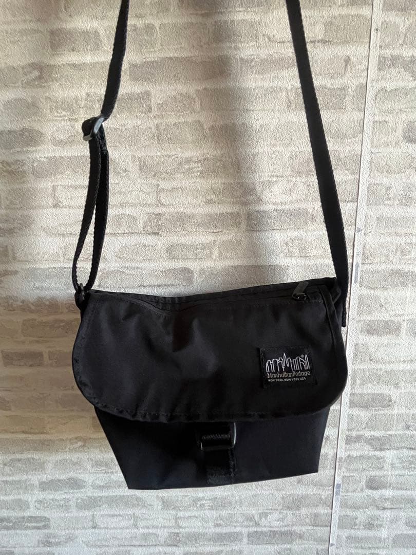 マンハッタンポーテージブラックレーベル　メッセンジャーバッグ（xxs）