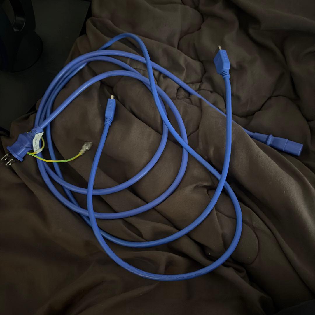 b*i様 GigaCrysta LCD-GC243HXDB-B2 箱無し