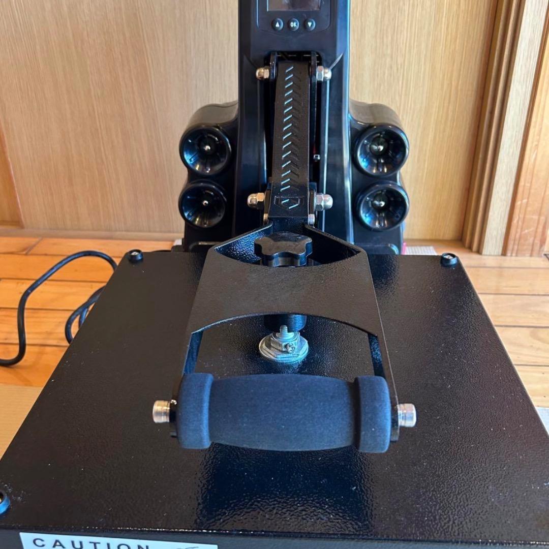 在庫特価セール【未使用】プロ用ヒートプレス機（熱転写機）　最終1台