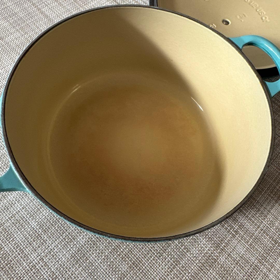 ル・クルーゼ　22㎝　両手鍋　フランス　ターコイズブルー