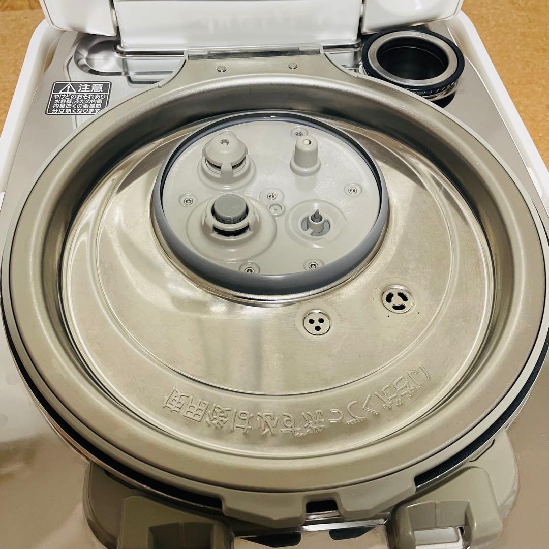 【最高級モデル】パナソニック 炊飯器 SR-SSX188 Wおどり炊き