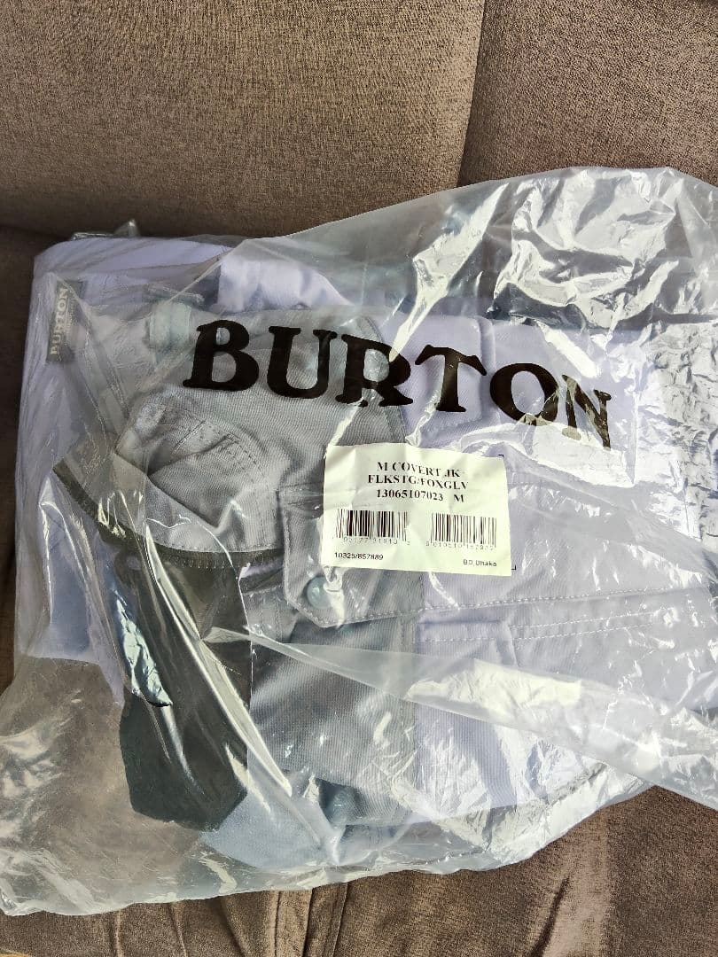 未使用Burton バートン メンズ スノーボードウェア M サイズ 上下セット