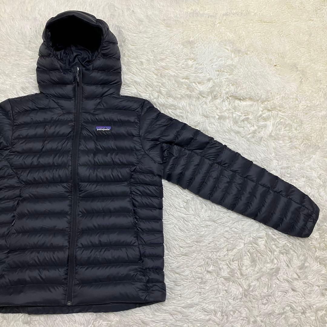【新品タグ付き】Patagonia Down Sweater Hoody S