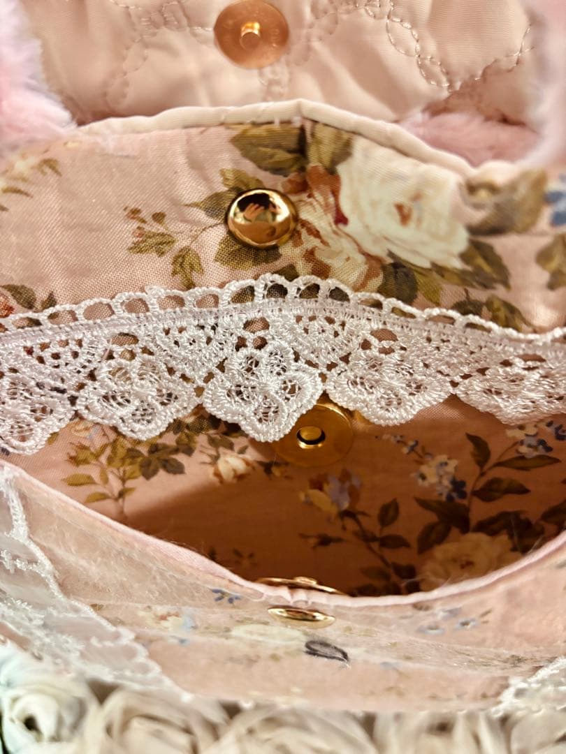 コヤンイサムチョン　フワフワ❤️ラブリーバッグ❣️