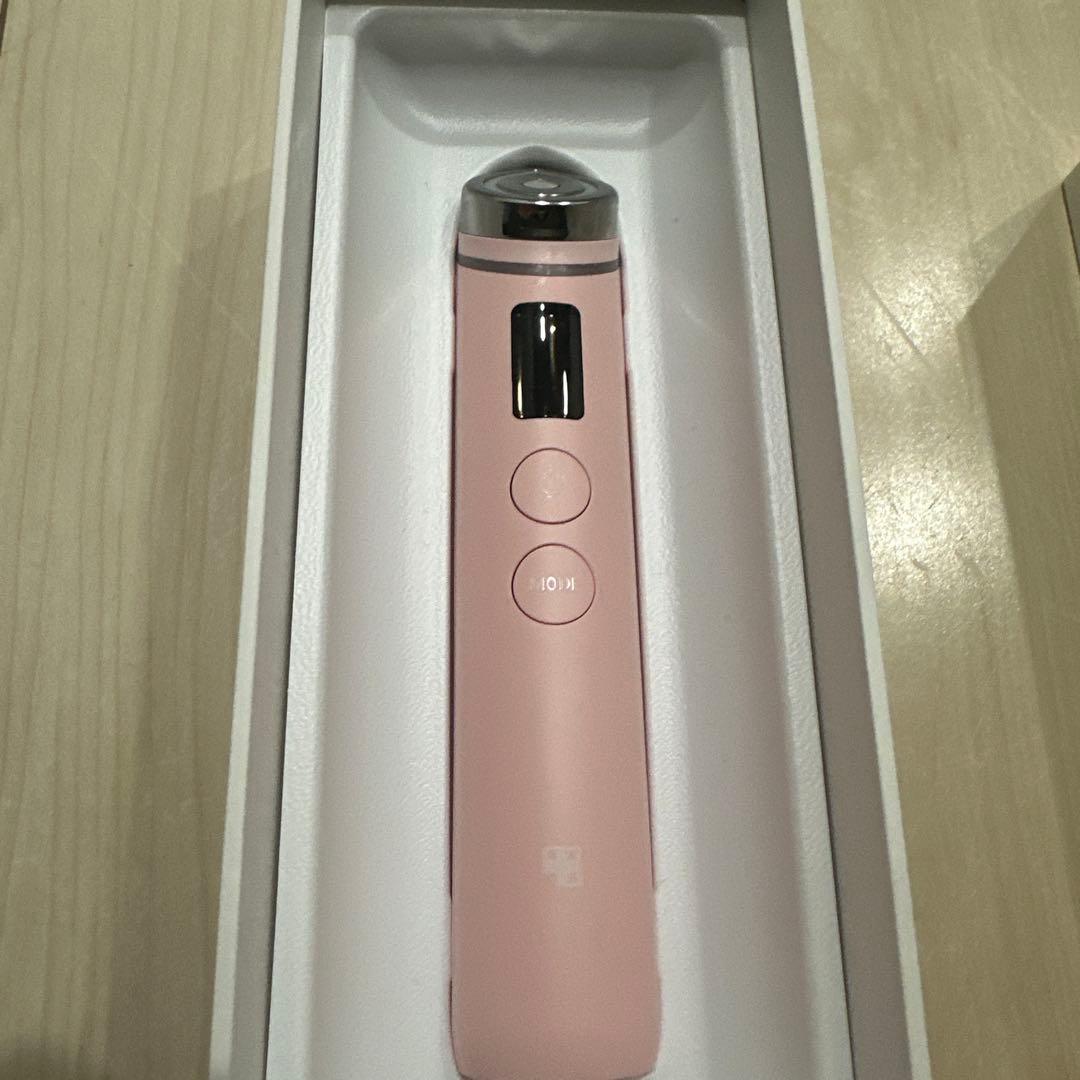 メディキューブ　ブースタープロ　　美顔器　ピンク