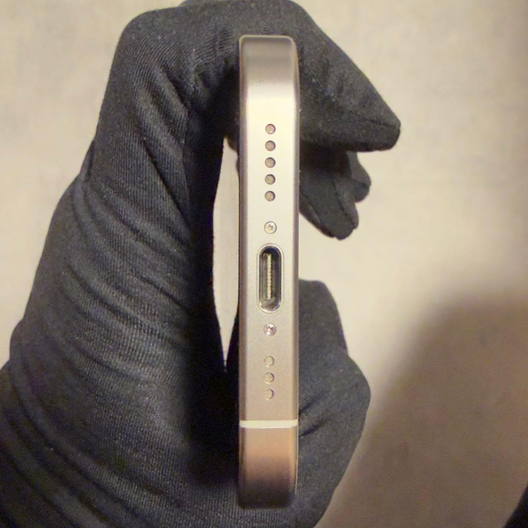 極美品 iPhone15Pro 128GB ホワイトチタニウム