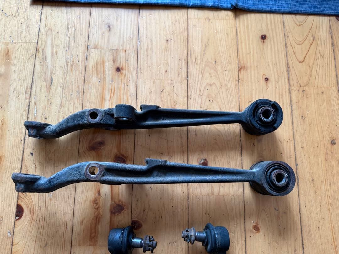 jzx100 純正ロアアーム タイロッドエンド