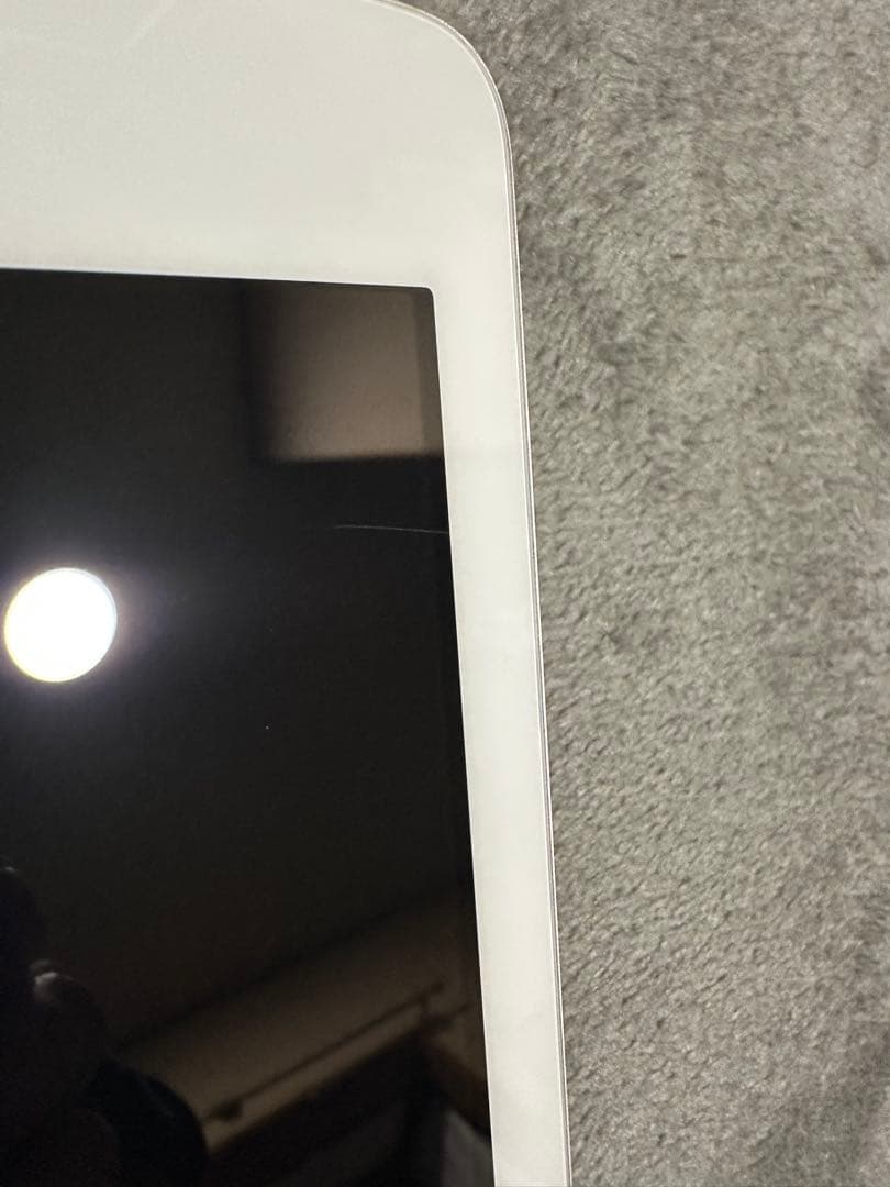 ぱる　Apple iPad 第6世代 32GBホワイト 本体