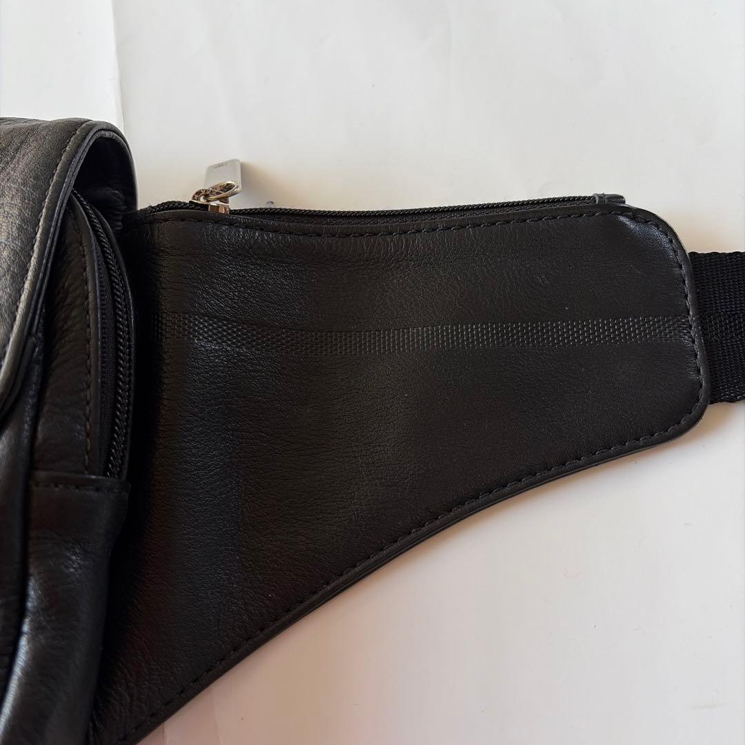 u*l様 TUMI/・トゥミイ黒 レザー ボディバッグ ウエストポーチフラップ付