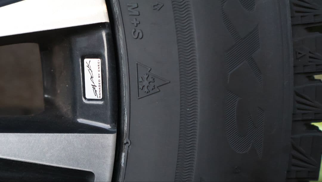 スタッドレスタイヤ 205/60R16 スパークホイール　4本セット