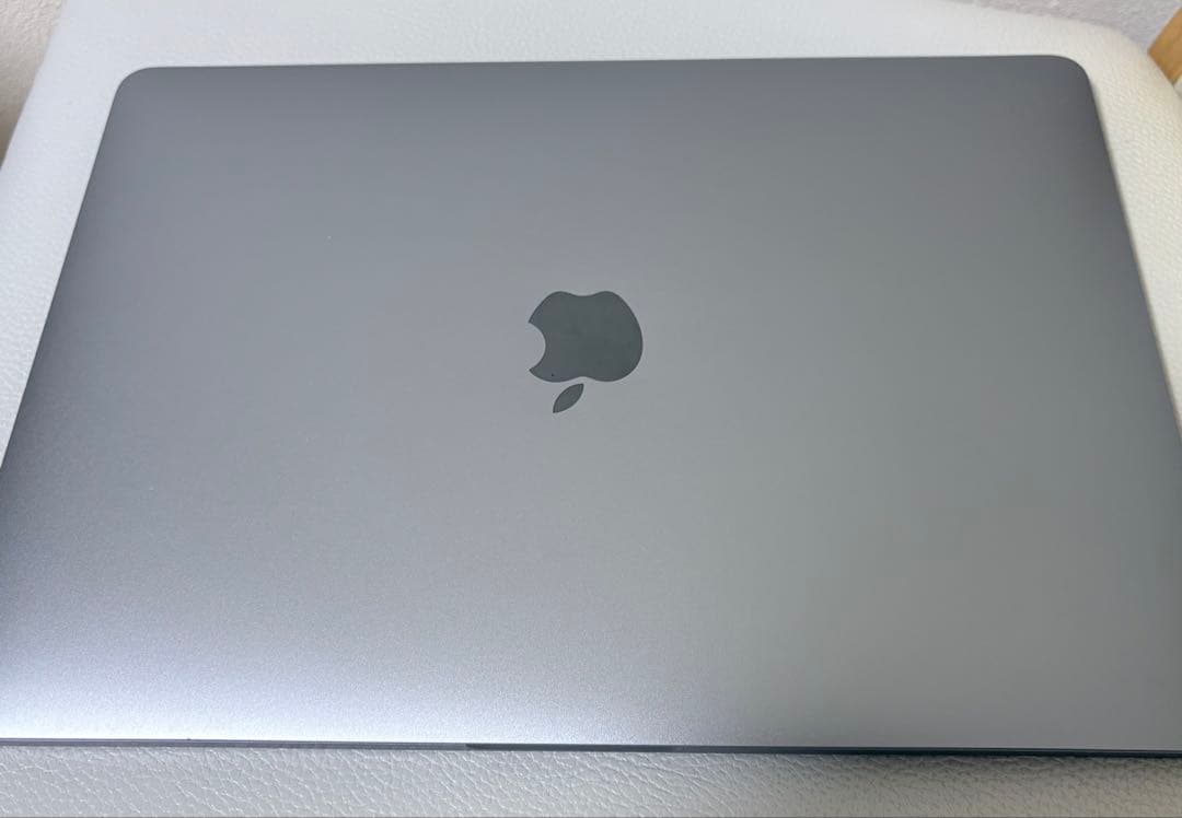 【ジャンク】MacBook Pro(2018/2019)液晶故障／外部出力のみ