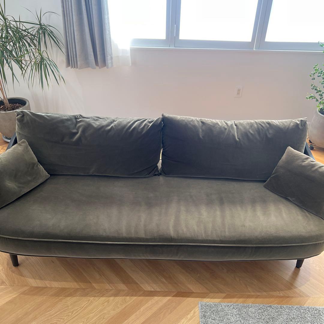 け*ろ様 ガルト ソファー 3人掛けソファー フロアソファー 木脚 天然木 北欧