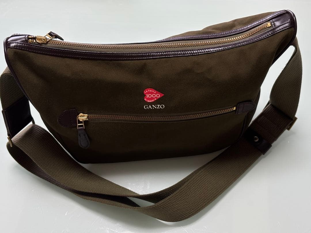 GANZO ボディバッグ オリーブ色　MILLE MIGLIA