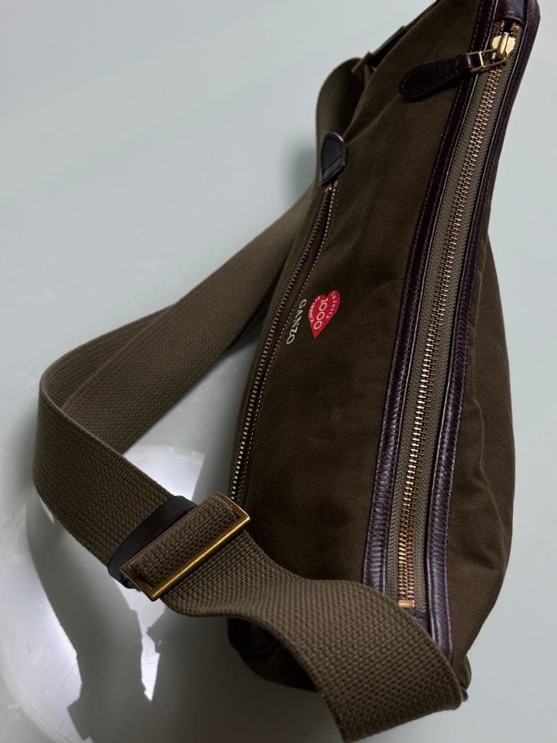 GANZO ボディバッグ オリーブ色　MILLE MIGLIA