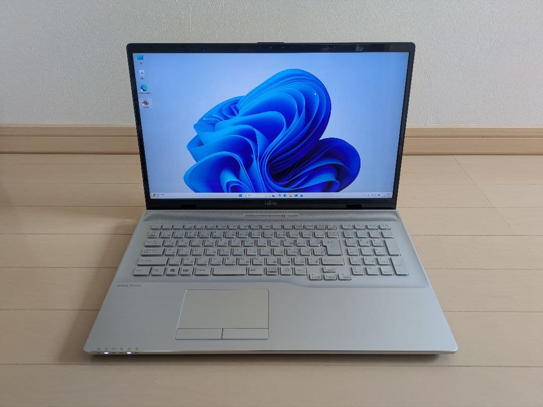【17インチ大画面10世代】ノートPC 富士通 LIFEBOOK WN1/E2