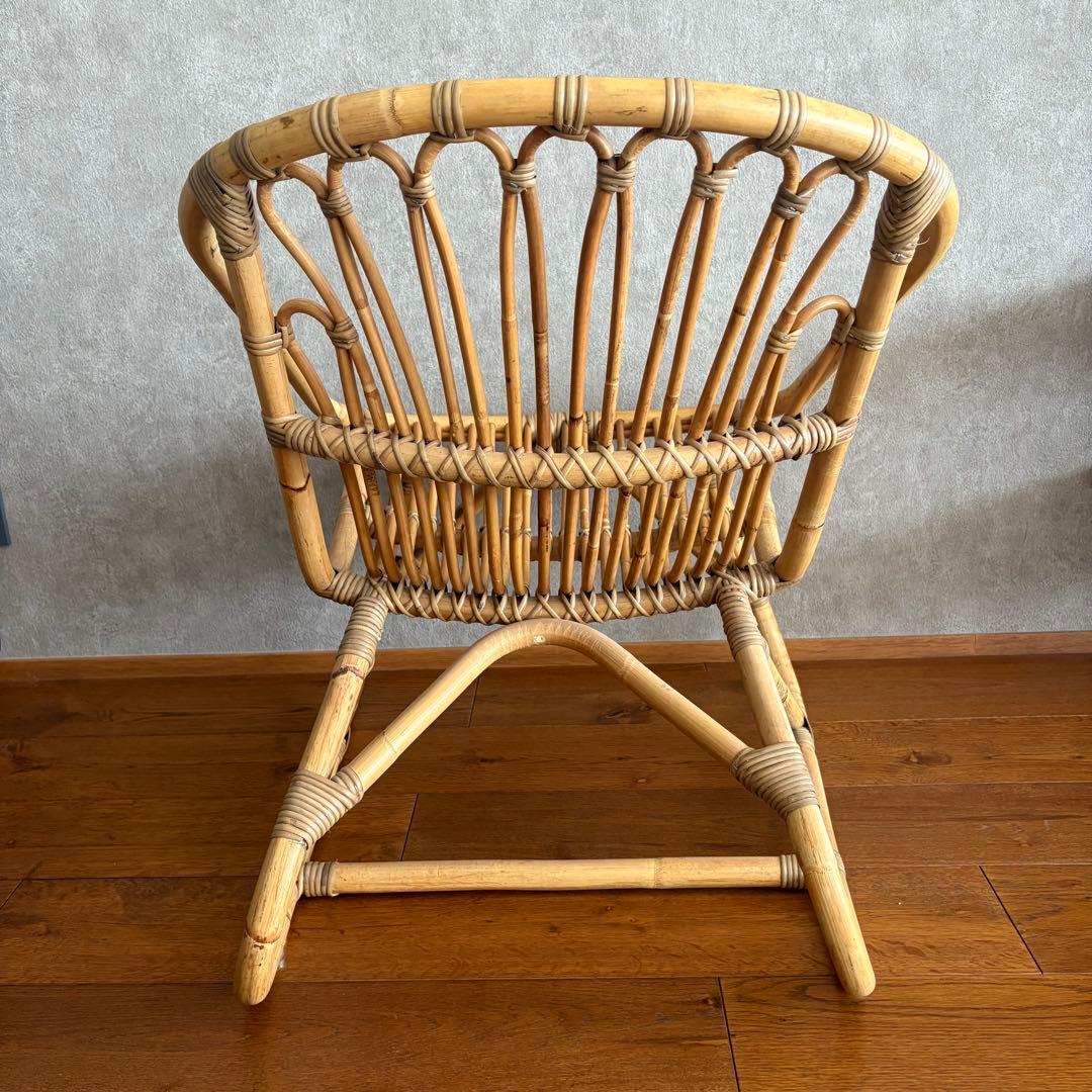 ラタンチェアー