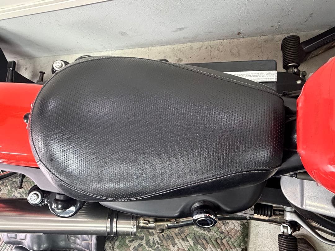 スポーツスター　シングルシート　サンダンス