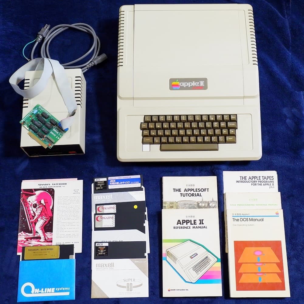 s*w様 AppleⅡ J-Plus、DiskⅡ、日本語マニュアル、FD各種 他