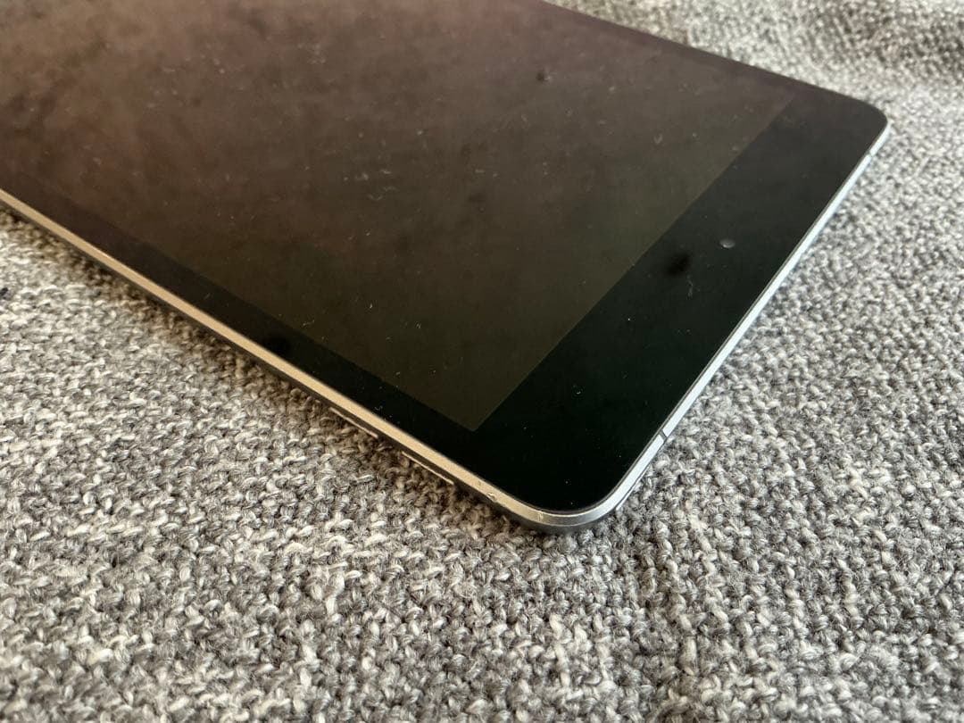 APPLE iPad mini5 256GB Wi-Fi+セルラー SIMフリー