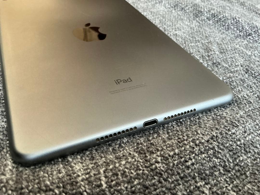 APPLE iPad mini5 256GB Wi-Fi+セルラー SIMフリー