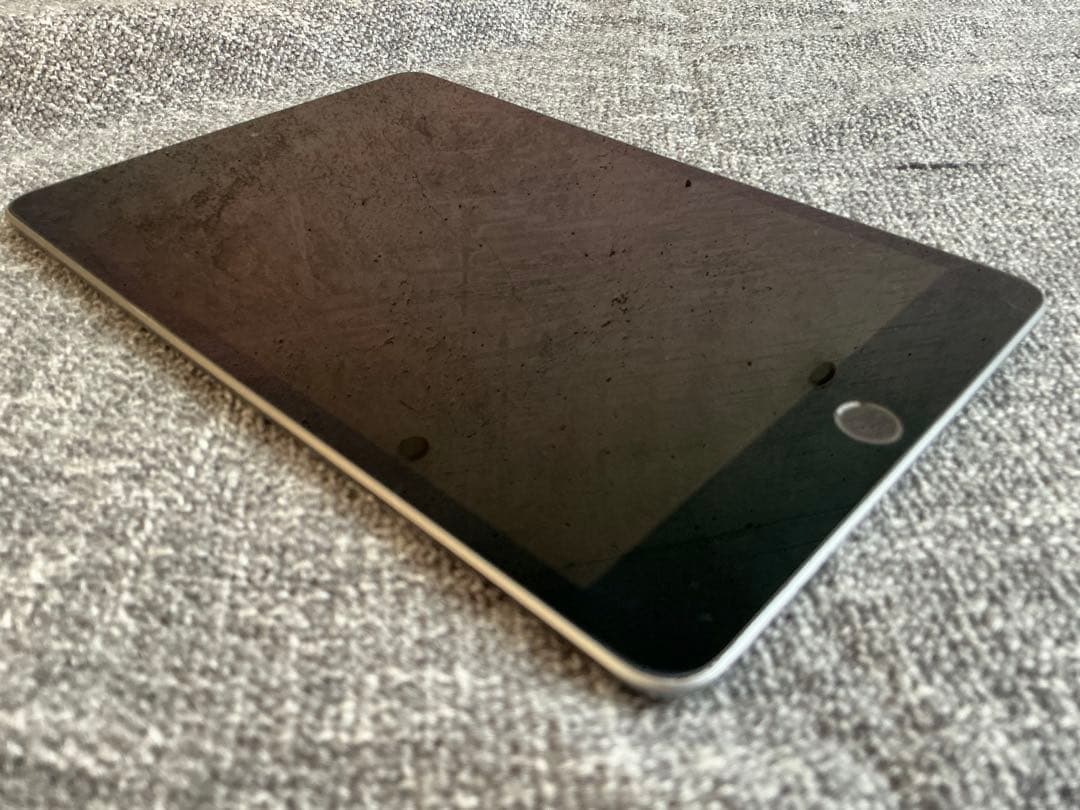 APPLE iPad mini5 256GB Wi-Fi+セルラー SIMフリー