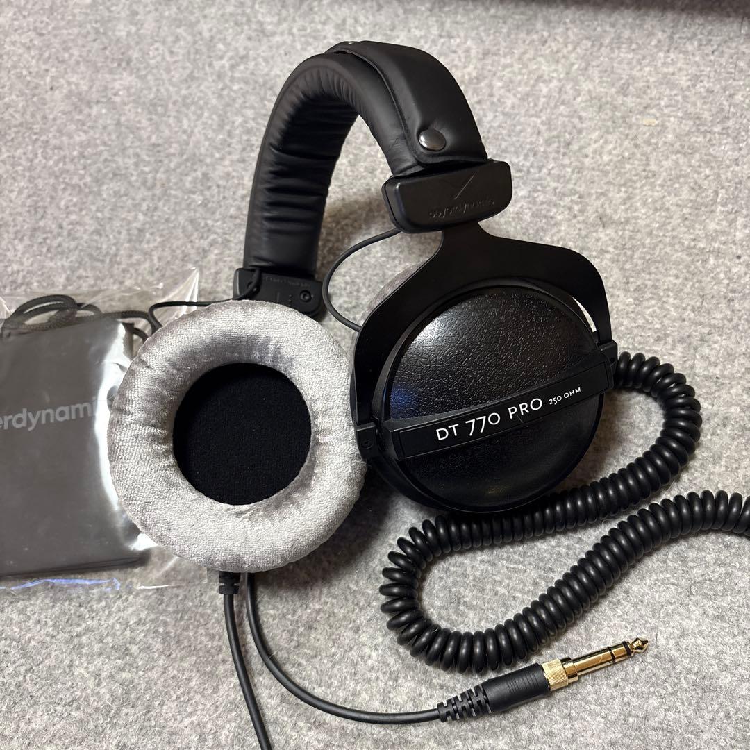 Beyerdynamic DT 770 PRO 250Ω