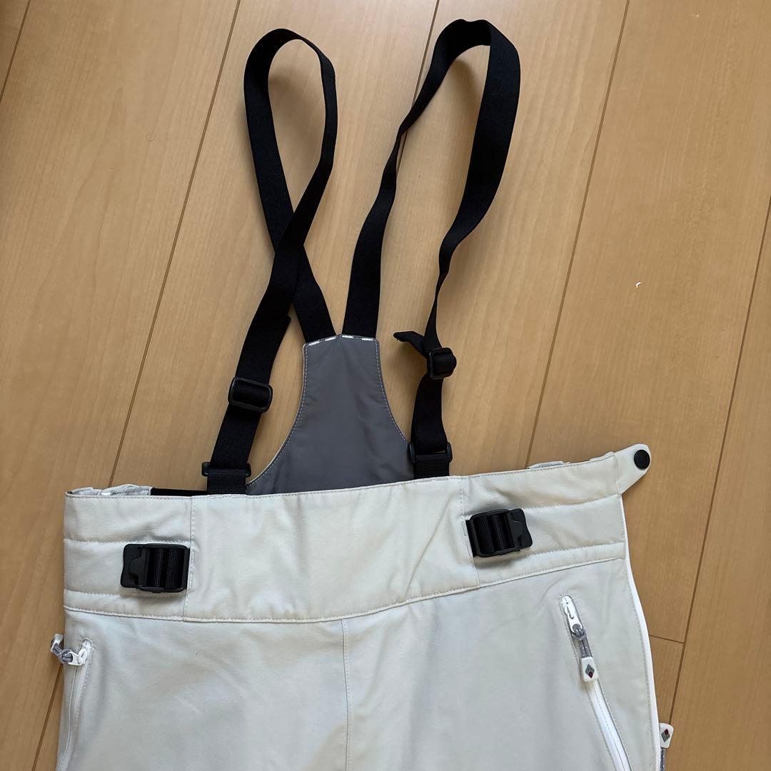 ⚫︎専用です‼️モンベル　スキーウェア　パンツ　ホワイト サスペンダー付き