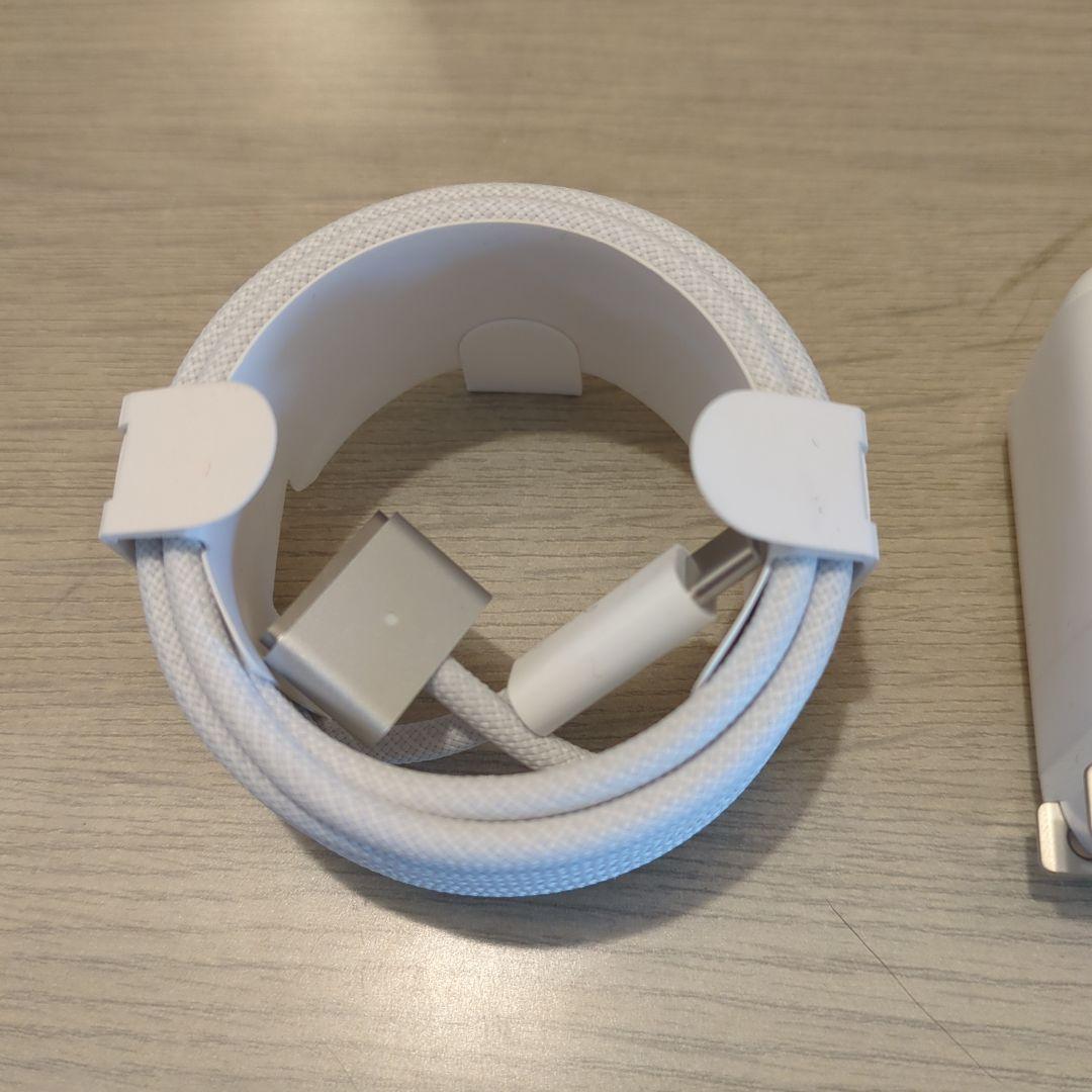 macbook 純正USB-C電源アダプタ　MagSafe 3ケーブル（2 m)