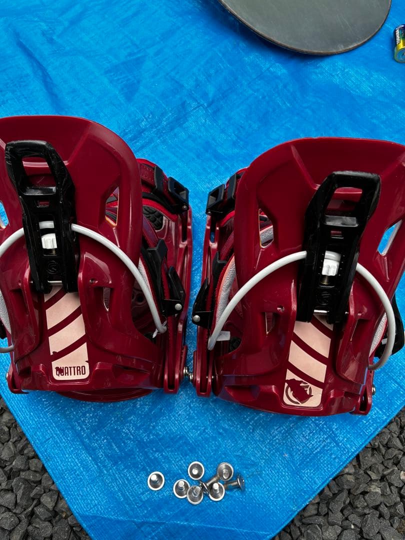 Flow スノーボードビンディング レッド