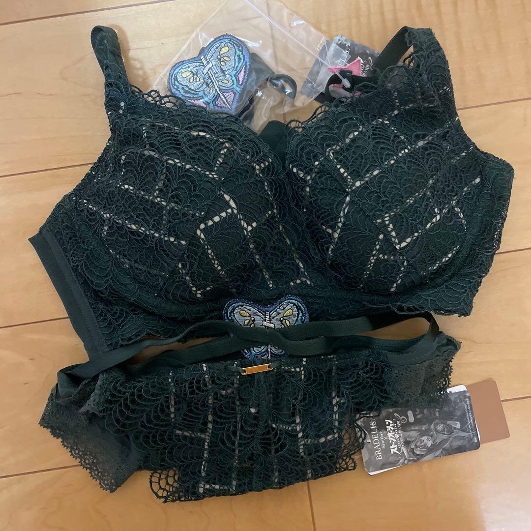 上下セット ブラデリスニューヨーク 空条徐倫 ブラセット ジョジョコラボ S M